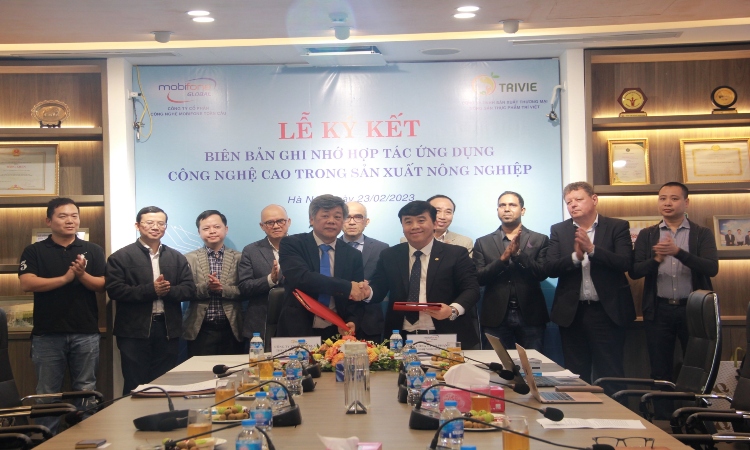 Lễ ký kết Biên bản ghi nhớ hợp tác chiến lược với Công ty TNHH sản xuất thương mại Nông sản Thực phẩm Trí Việt